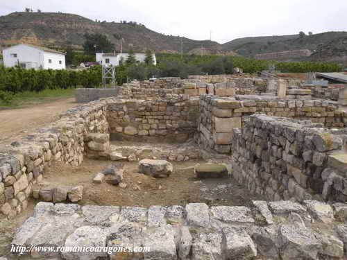 NAVE LATERAL NORTE DESDE LOS PIES